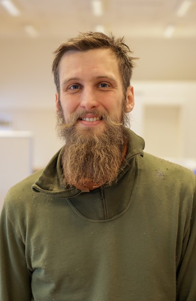 Lasse J. Nielsen Lasse J. Nielsen